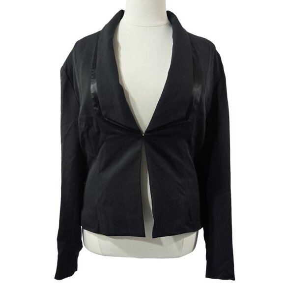 Pretty Little Thing NWT Avani Black Suit Jacket Satin Trim Evening Party - Picture 1 of 9